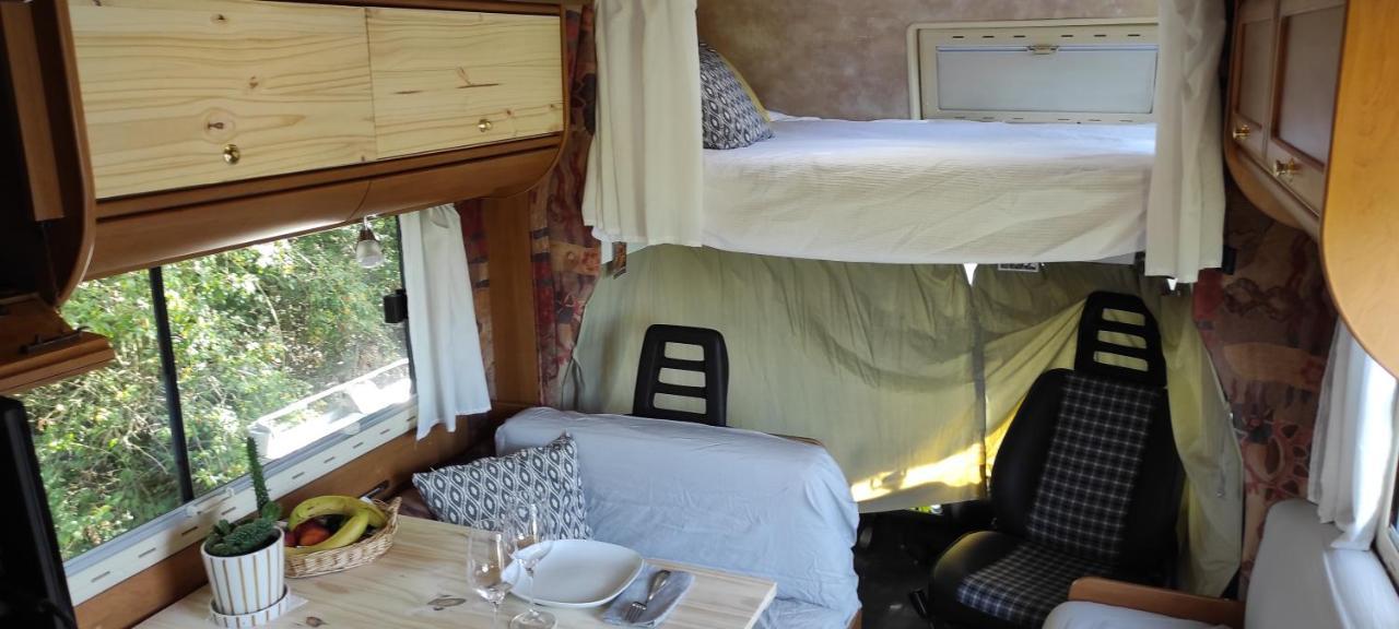 Charmant Camping-Car A La Campagne Labessiere-Candeil Exterior photo